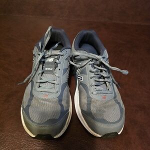 New Balance Men's Blue Athletic Shoes